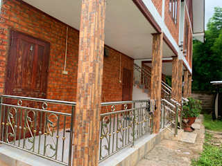 Photos of Volunteer Mittaphap Hostel