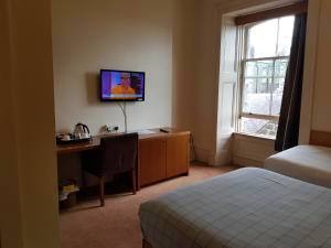 Photos of Aberdeen House