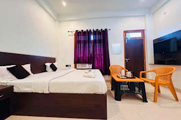 Photos of Hotel Aparna Palace