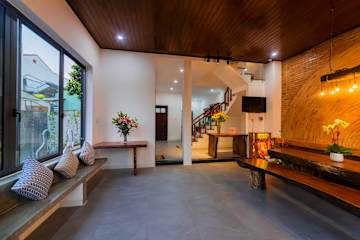 Photos of The 1993 Homestay