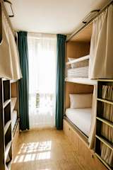 Photos of Glint Paris