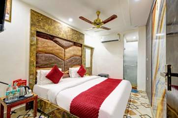 Photos of Hotel P G International