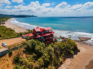 Photos of Nicaragua Surf Camp at Magnific Rock