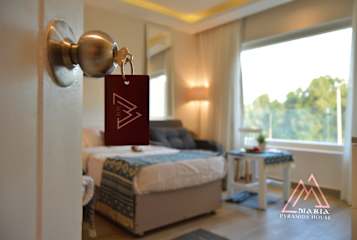 Photos of maria pyramids house
