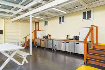 Photos of Hervey's