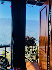 Photos of Mintu home