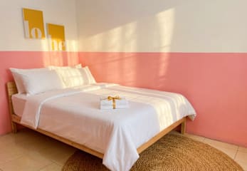 Photos of Decasa Female House