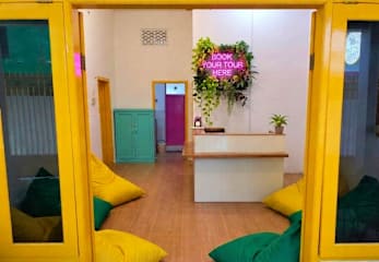 Photos of Decasa Female House