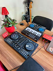 Photos of Tiri Hub