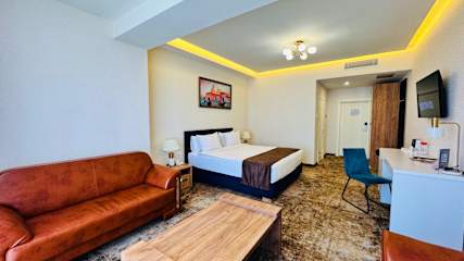 Photos of Garnet Mir Hotel