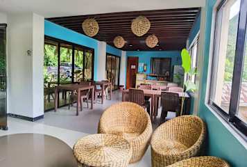 Photos of Amos Pili Inn Tree powered by Cocotel