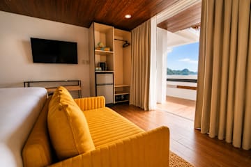 Photos of Gypsy and the Hippie El Nido