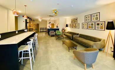Photos of Bishop Hotel