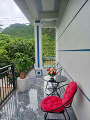 Photos of The Riverside House