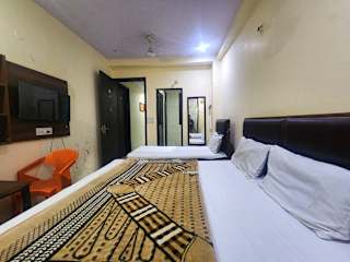 Photos of Oly Hotel Star In Near Ashram metro