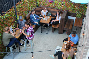 Photos of Samesun Montreal Central