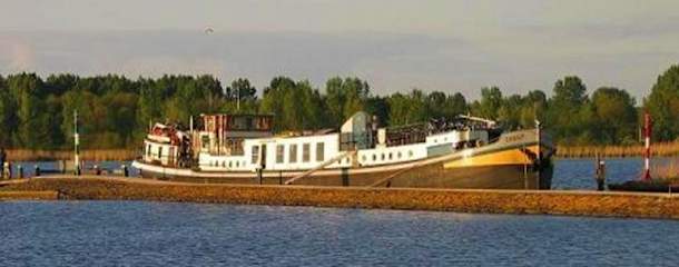 Photos of Gandalf Passenger Ship
