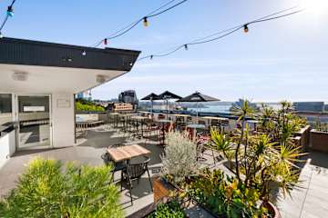 Photos of YHA Sydney Harbour