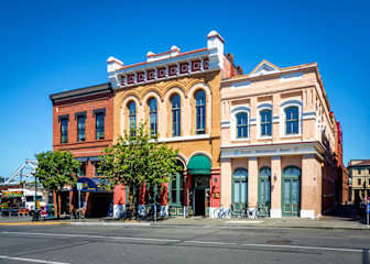 Photos of HI Victoria