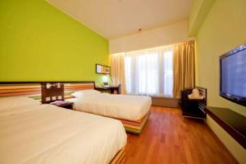Photos of Y Loft