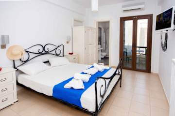 Photos of Depis Place
