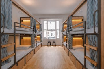 Photos of Astor Victoria