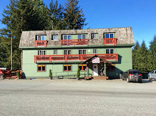 Photos of Southside Lodge