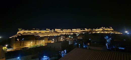 Kuvia paikasta: