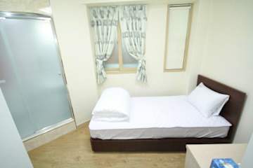 Photos of BoA Travel House