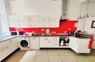 Photos of Grampa's Hostel