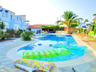 Photos of Seashell Apartments