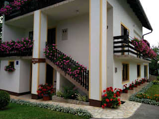 Photos of House Pavlic