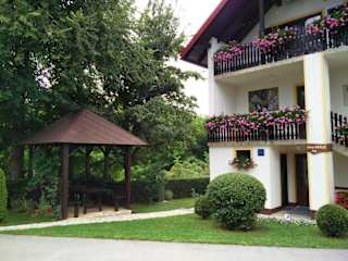 Photos of House Pavlic