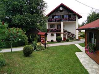 Photos of House Pavlic