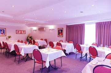 Photos of Waverley International Hotel