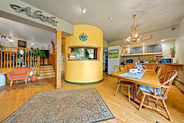 Photos of Qupqugiaq Inn Anchorage
