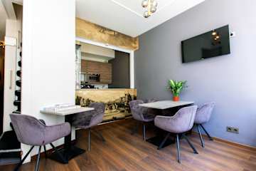 Photos of Quentin Golden Bear Hotel