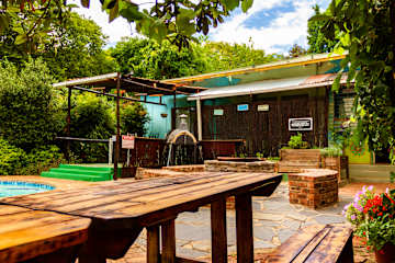 Photos of Pumbas Backpackers