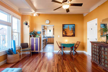Photos of Travelers House