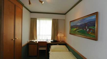 Photos of Hotel Arlette Beim Hauptbahnhof