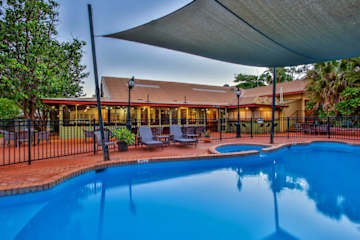 Photos of Kimberley Hotel