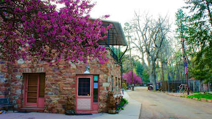 Photos of Boulder Adventure Lodge