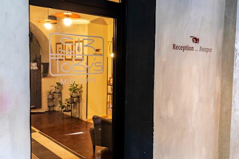 Photos of Sir Toby's Midtown