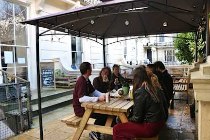 Urbany Hostel London — photo 5