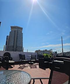 Central and Basic Solarium