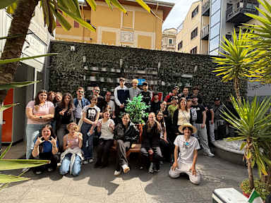 Lion University & Youth Hostel Milano