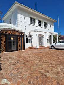 Backpackers In Muizenberg