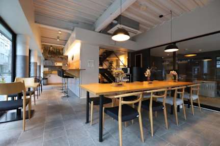 E10HOSTEL
