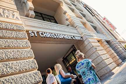 St Christopher's Paris - Gare du Nord — photo 5