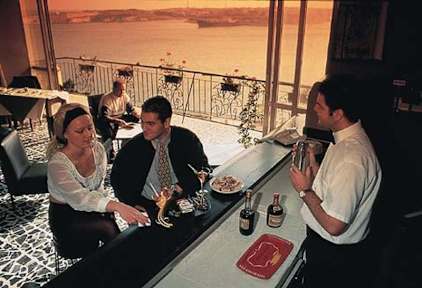 Kuvia paikasta: British Hotel